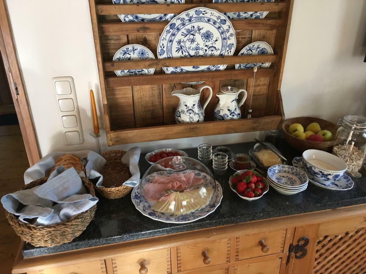 Landlust Ischl Bed & Breakfast บาดอิสชิล ภายนอก รูปภาพ