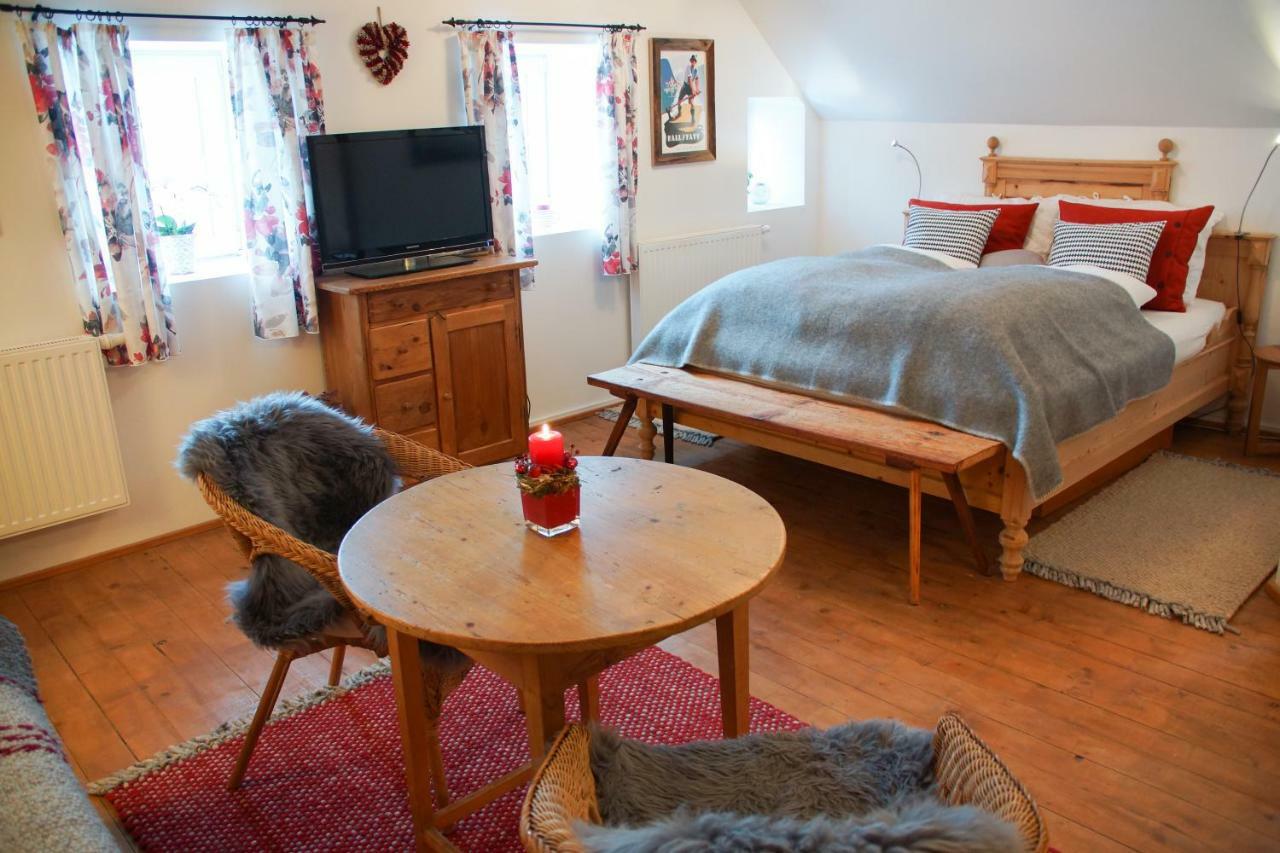 Landlust Ischl Bed & Breakfast บาดอิสชิล ภายนอก รูปภาพ